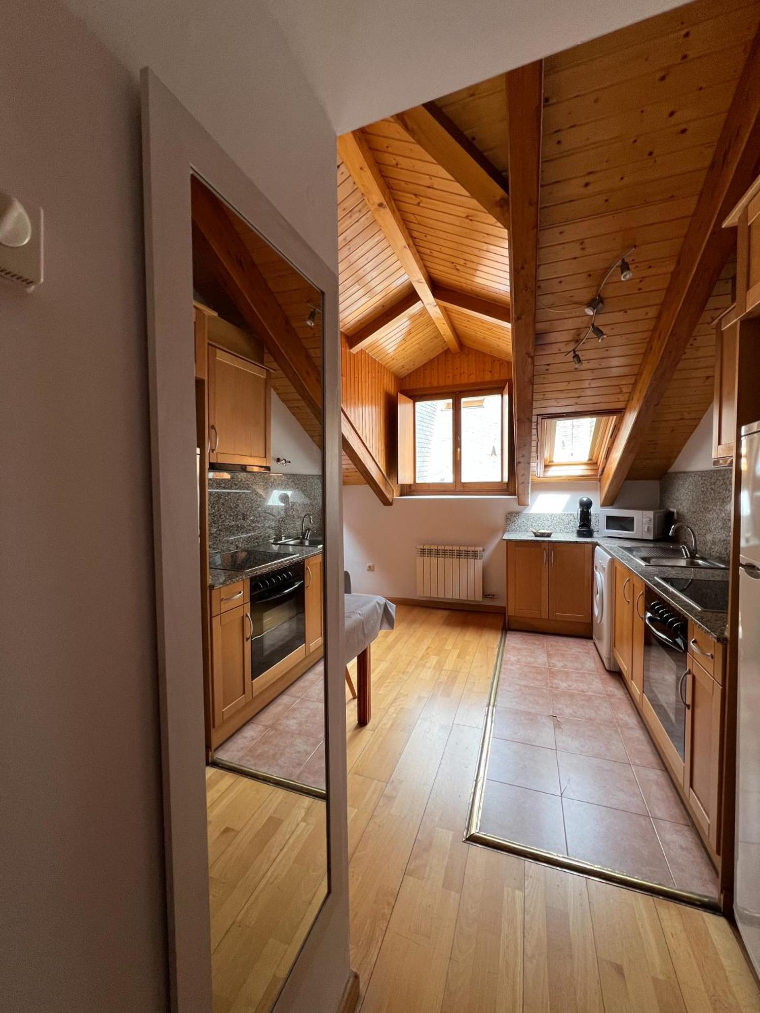 Casa La Muga Apartman Benasque Kültér fotó